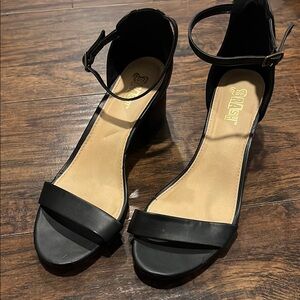 Stylish Black Ankle Strap Heels